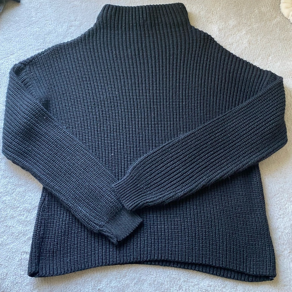 Pretty Little Thing Turtleneck Sweater